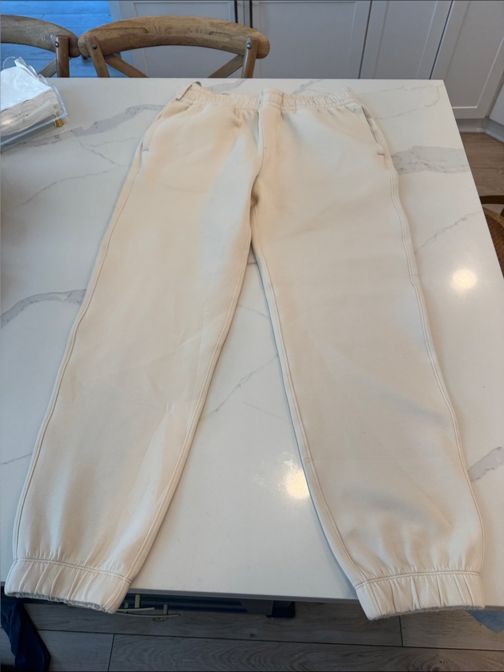 Abercrombie & Fitch Cream men’s Jogger Sweatpants never worn
